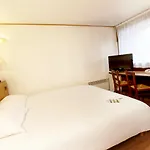 Kyriad Valenciennes Sud - Hotel 3*
