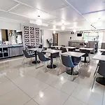 Hotel Kyriad Valenciennes Sud - 3*