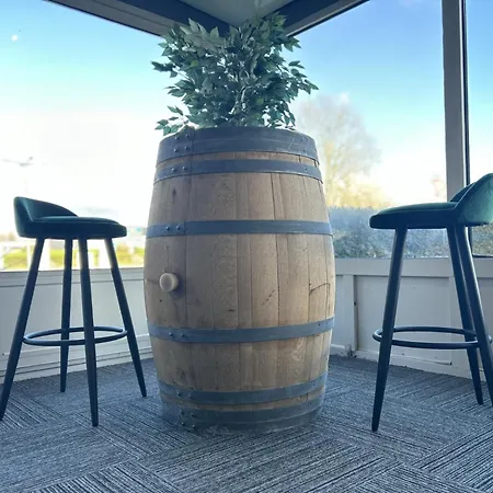 Kyriad Valenciennes Sud - Hotel