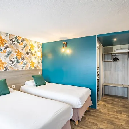 Отель Kyriad Valenciennes Sud -