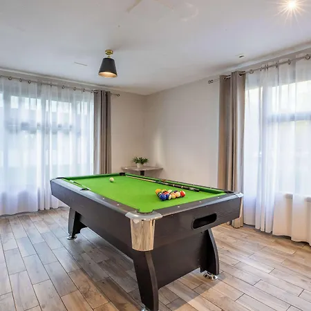 Kyriad Valenciennes Sud -